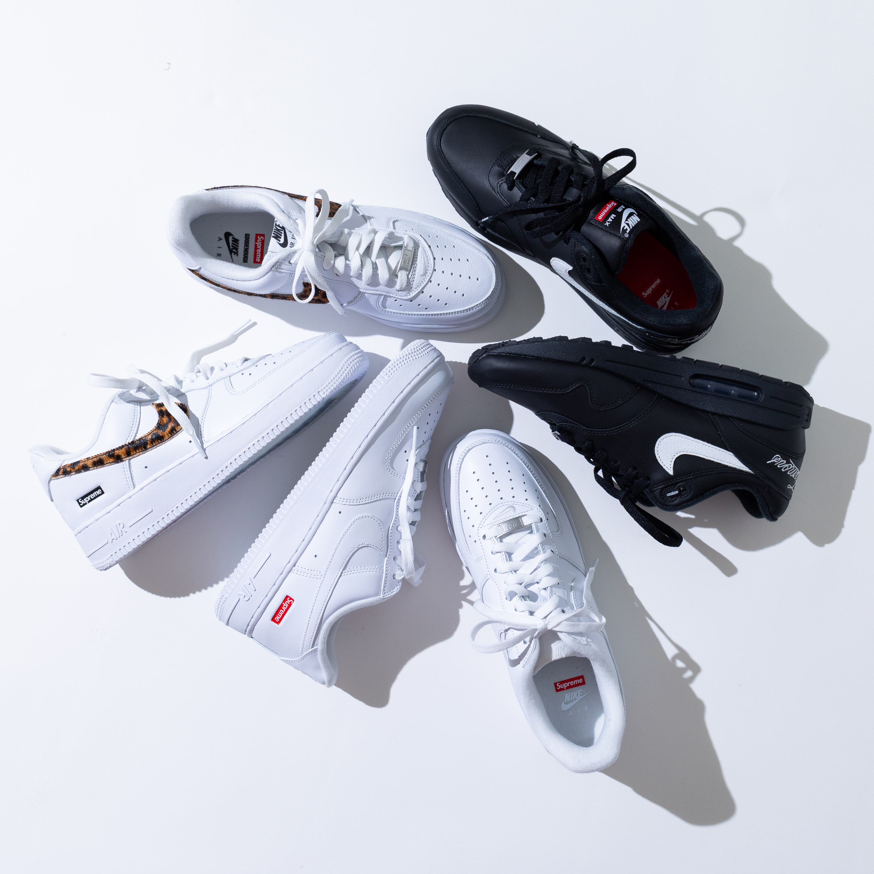 スニーカー特集