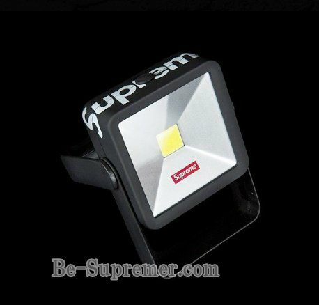 Supreme シュプリーム 18FW Magnetic Kickstand Light マグネティック  