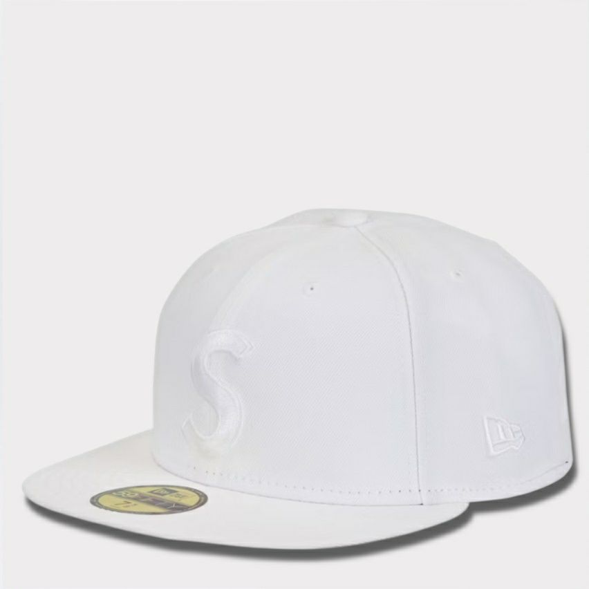 Supreme シュプリーム 2024AW Screw Ball S Logo New Era スクリューボールSロゴニューエラ 帽子 ホワイト