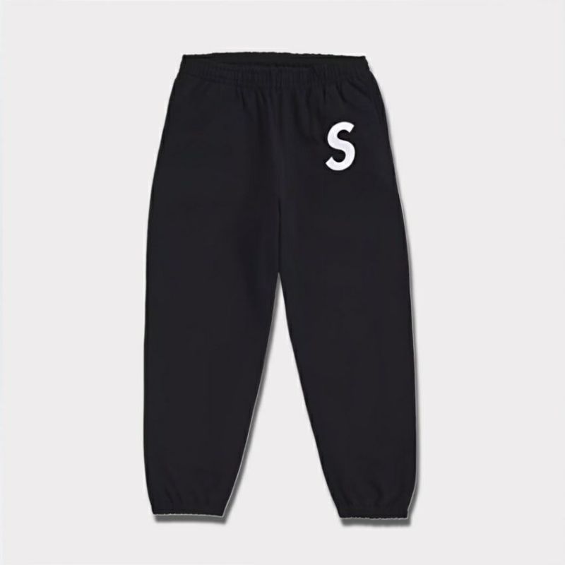 Supreme シュプリーム 2024AW S Logo Sweatpant Sロゴスウェットパンツ ブラック 黒 | Supreme(シュプリーム)オンライン通販専門店  Be-supremer I 新作2024AW販売中