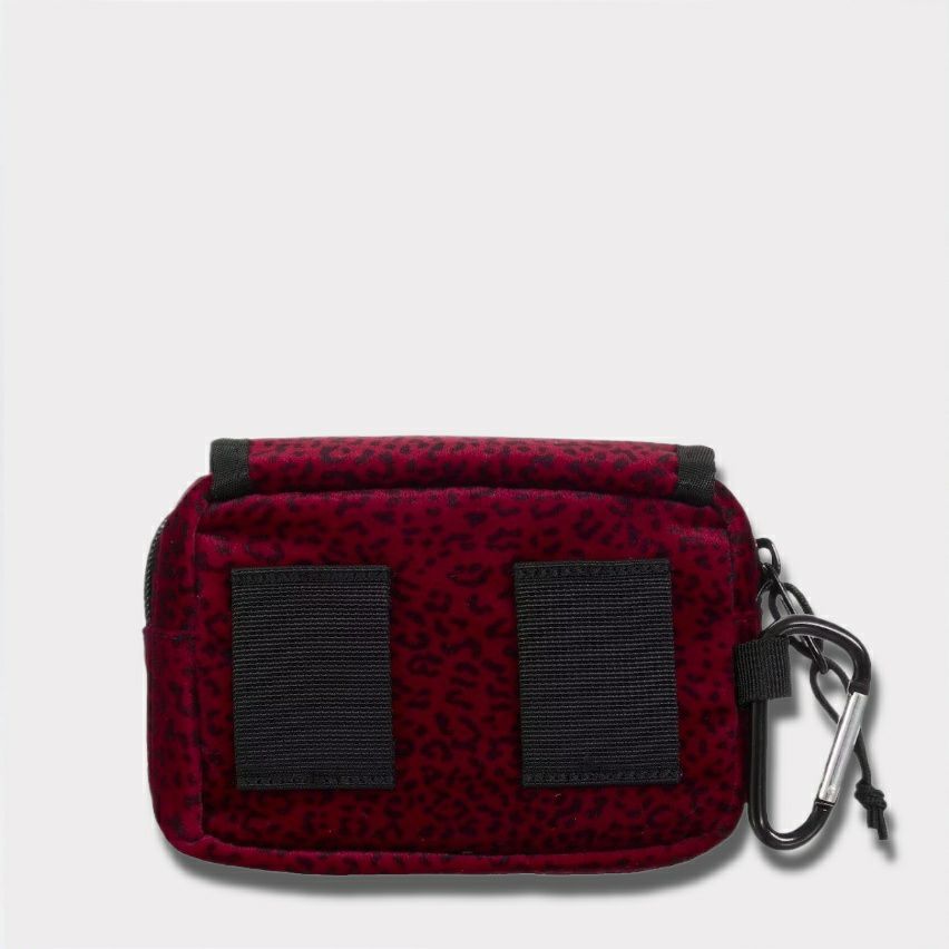Supreme シュプリーム 2025AW Velvet Mini Pouch ベルベット ミニポーチ 　レッドレオパード2