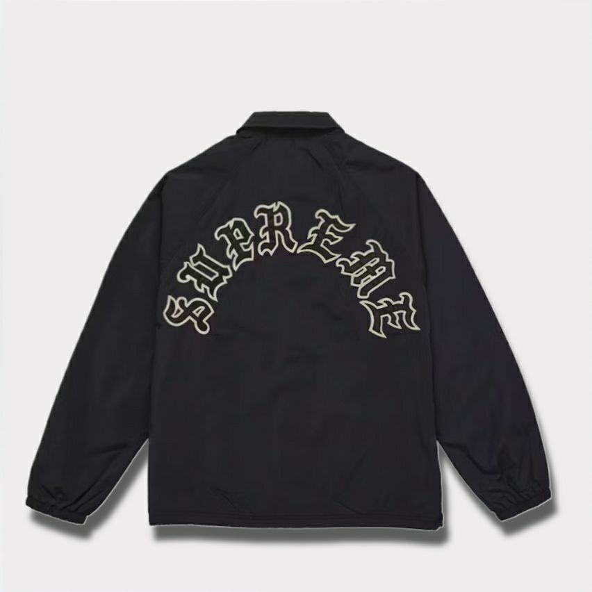 Supreme シュプリーム 2025AW Old English Arc Coaches Jacket オールドイングリッシュ アーク コーチジャケット ブラック